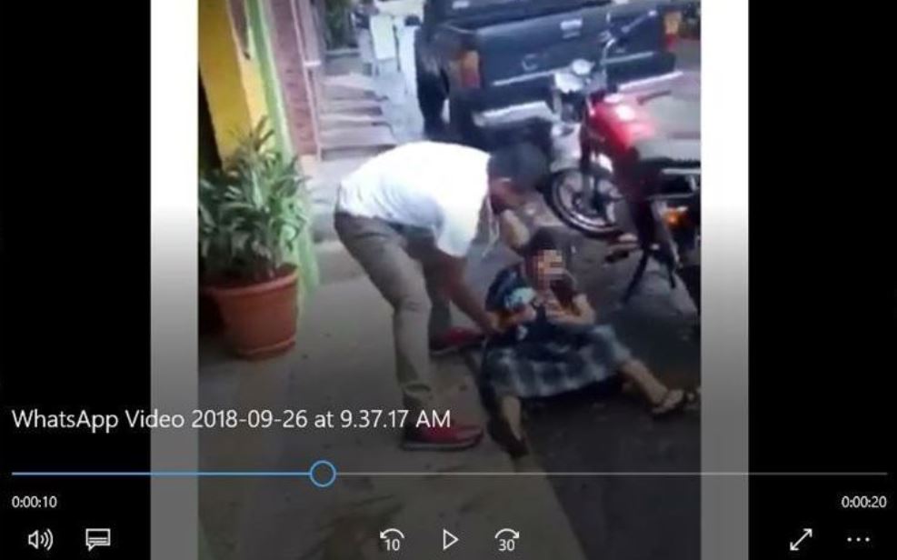 Video muestra cuando un hombre agrede a una señora en Santo Tomás La Unión, Suchitepéquez. (Foto Prensa Libre: Hemeroteca)