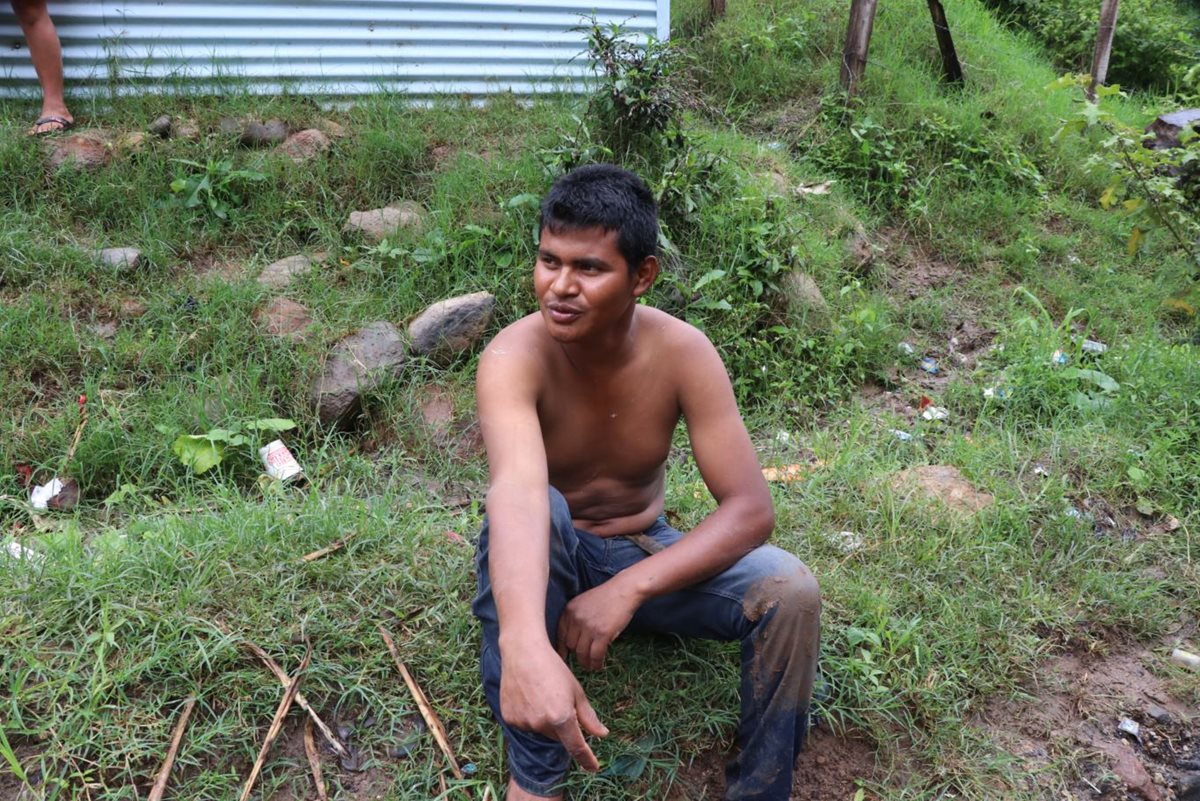 Samuel Vicente, de 24 años, fue declarado héroe jalapaneco. (Foto Prensa Libre: Hugo Oliva)