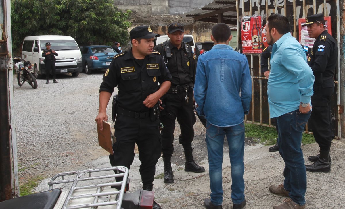 Al 31 de octubre de este año, el MP recibió 11 mil 286 denuncias de robo de vehículos. (Foto Prensa Libre: Hemeroteca PL)