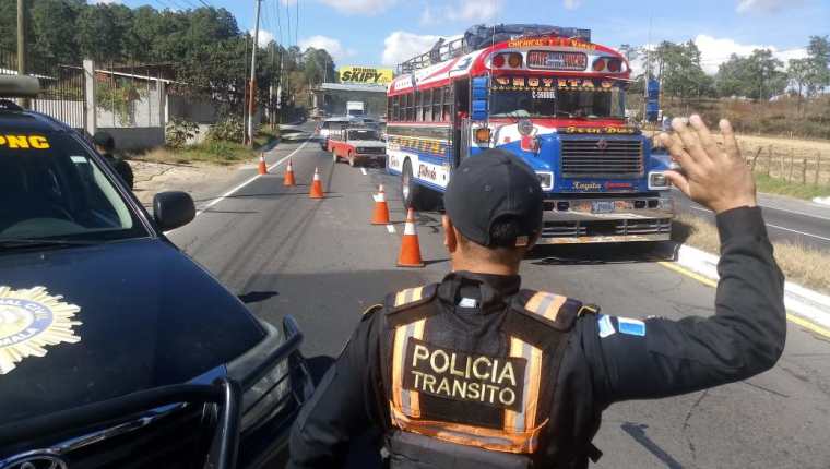El Departamento de Tránsito asegura que analizará la normativa con transportistas.(Foto Prensa Libre: Hemeroteca PL)