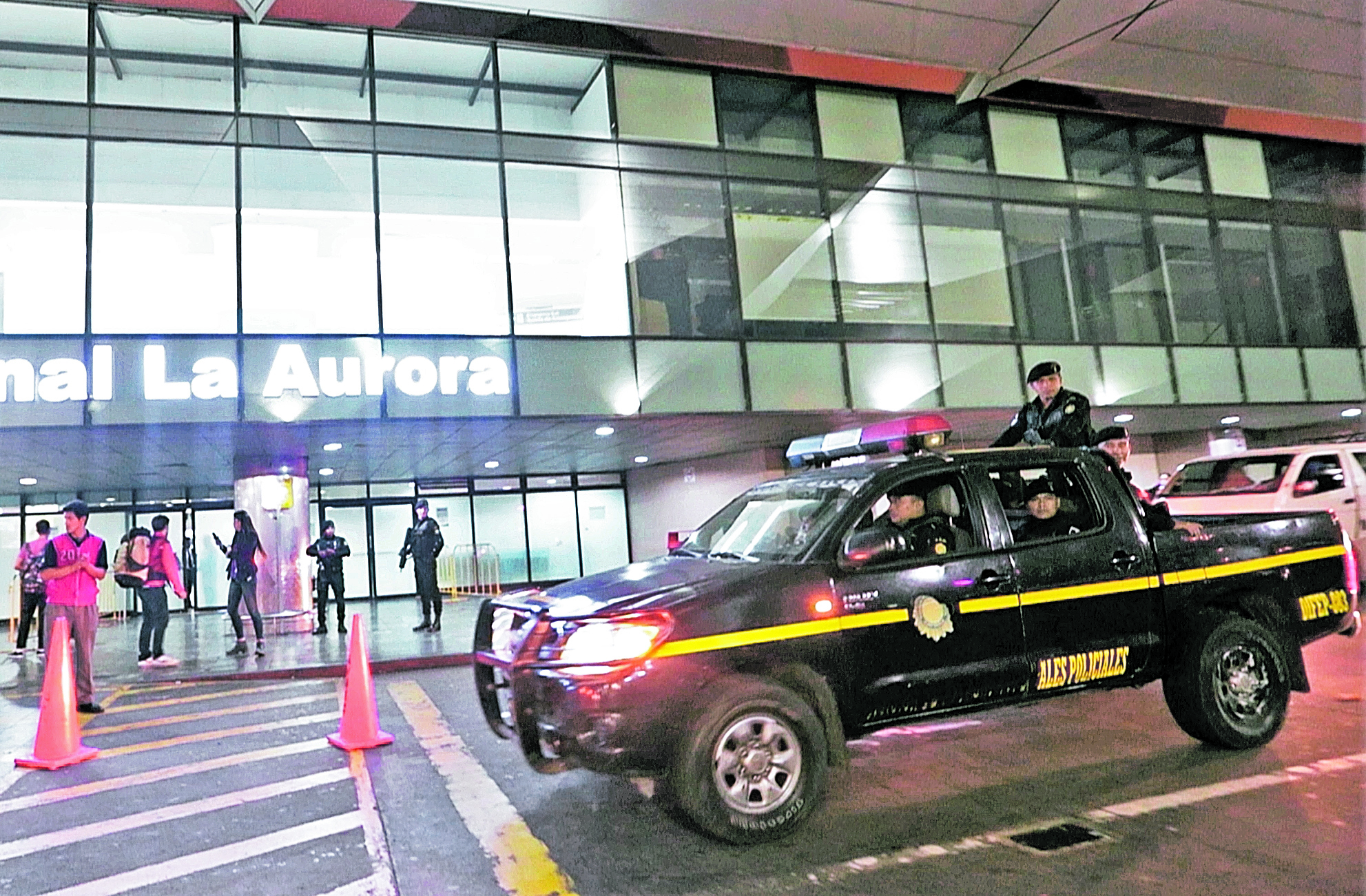 La fiscalía del MP seguirá en el aeropuerto La Aurora, según el acuerdo con Aeronáutica Civil.(Foto Prensa Libre: Hemeroteca PL)