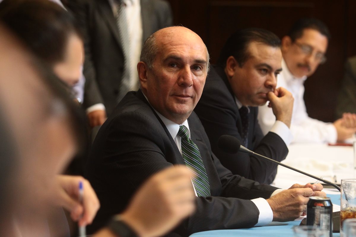 Mario Taracena, diputado de la Unidad Nacional de la Esperanza, fue electo presidente del Congreso para el periodo 2016-2017. (Foto Prensa Libre: Hemeroteca PL)