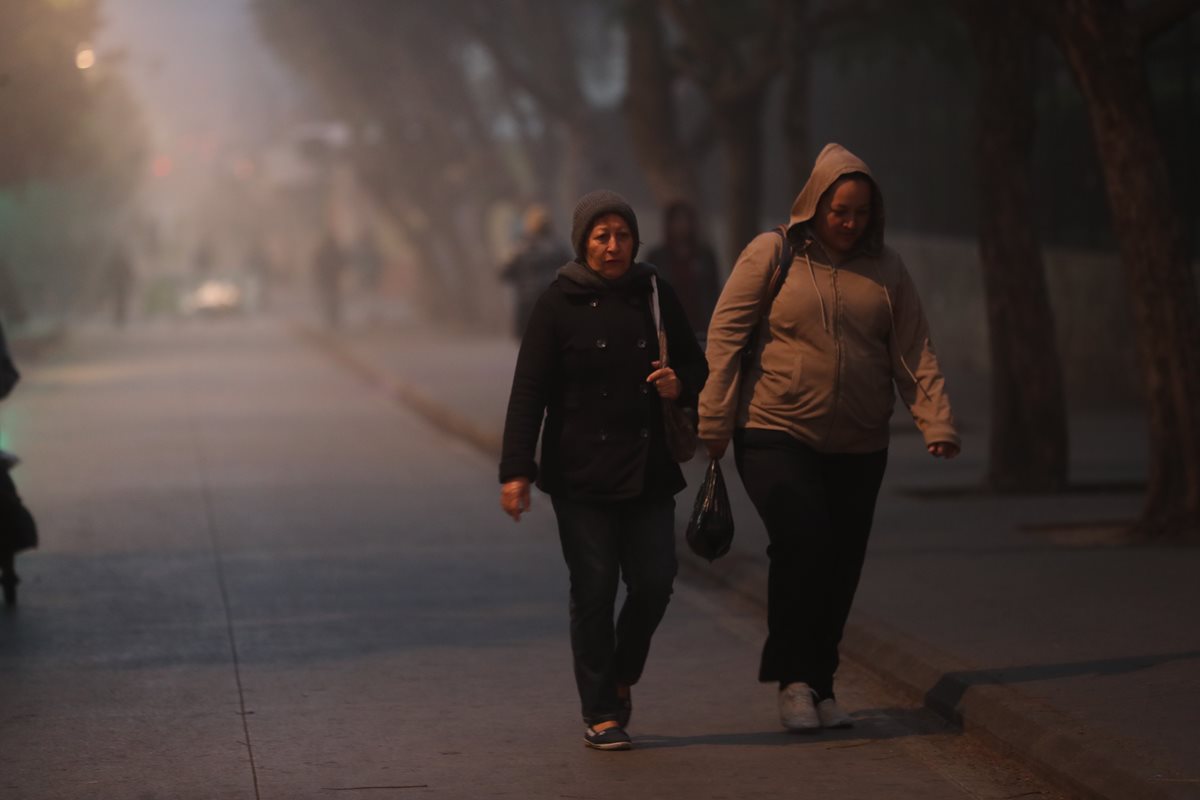 Las bajas temperaturas continuarán hasta el martes de la próxima semana. (Foto Prensa Libre: Érick Ávila)