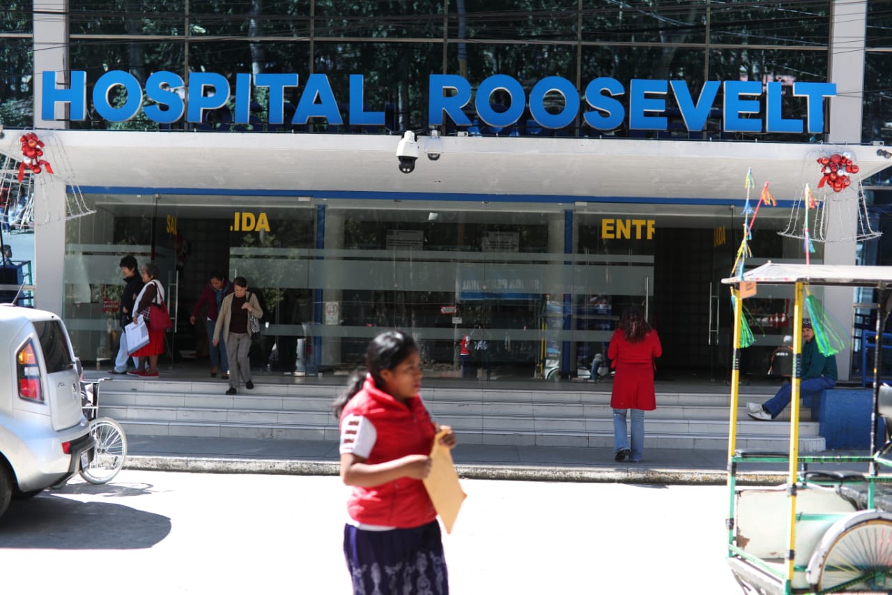 Tres personas aún están hospitalizadas por las heridas sufridas durante la explosión. (Foto Prensa Libre: Carlos Hernández)