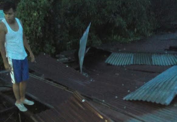 Una de las viviendas dañadas en la zona 4 de Mazatenango. (Foto Prensa Libre: Melvin J. Popá)