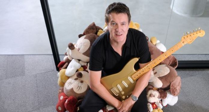 La carrera de Andy Mooney lo ha llevado de una pequeña ciudad en Escocia a dos gigantes del comercio internacional Nike y Disney. (FENDER)