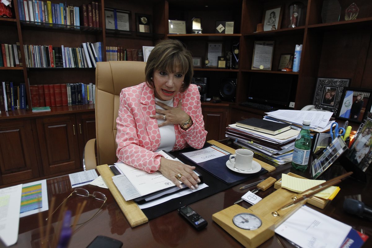 La presidenta electa de la CSJ aseveró que no pidió un carro para ella.(Foto Prensa Libre:Paulo Raquec)
