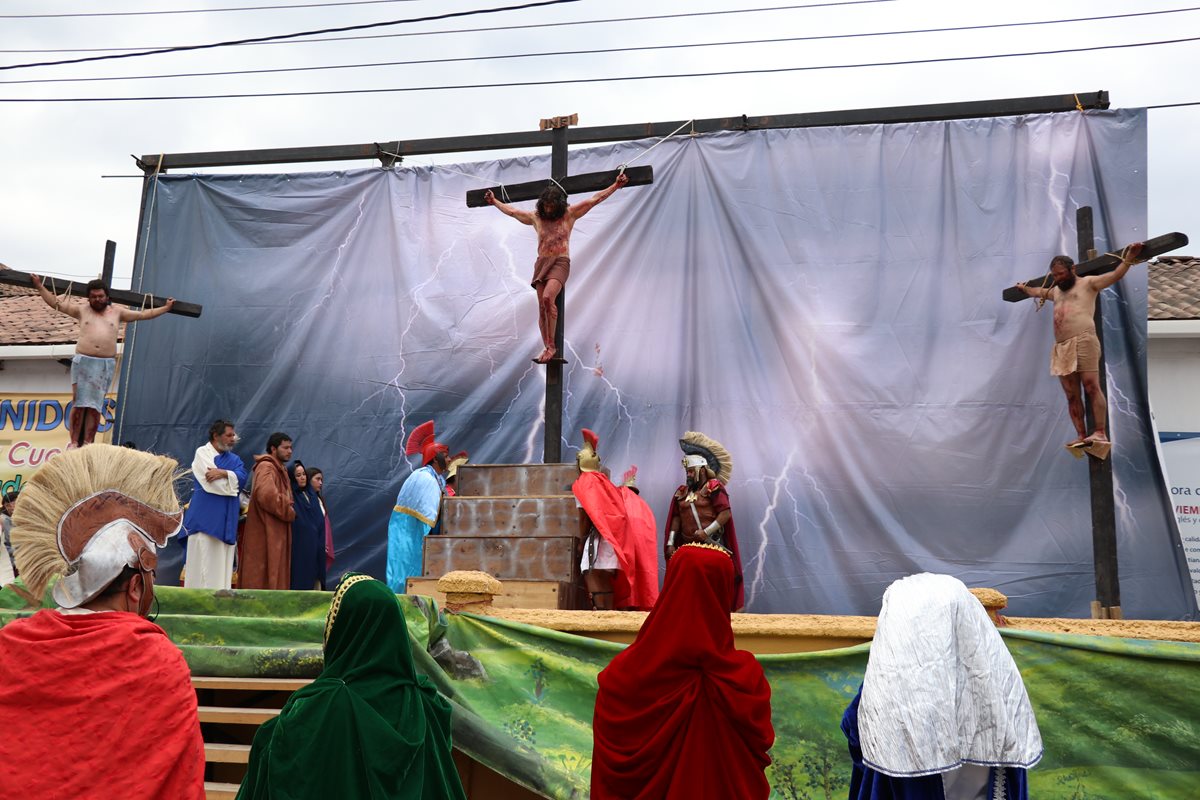 La vida, pasión y muerte de Jesucristo se escenifica en Chiantla. (Foto Prensa Libre: Mike Castillo)