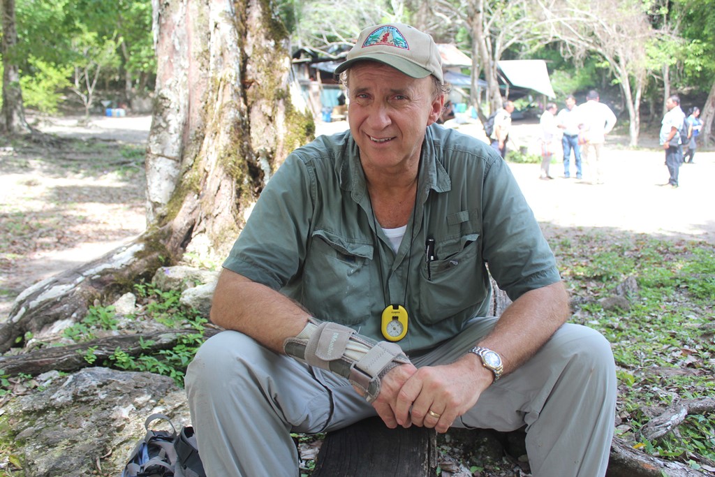 Richard Hansen ha dedicado más de 35 años al estudio de la antigua ciudad maya El Mirador. (Foto Prensa Libre: Rigoberto Escobar)