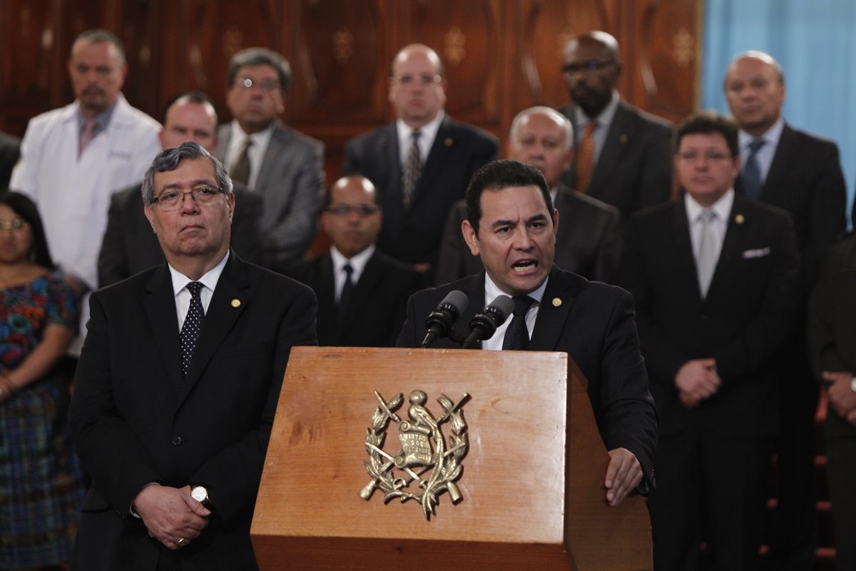 Jimmy Morales atribuye al Estado la responsabilidad de la tragedia en Hogar Seguro. (Foto Prensa Libre: Hemeroteca PL)