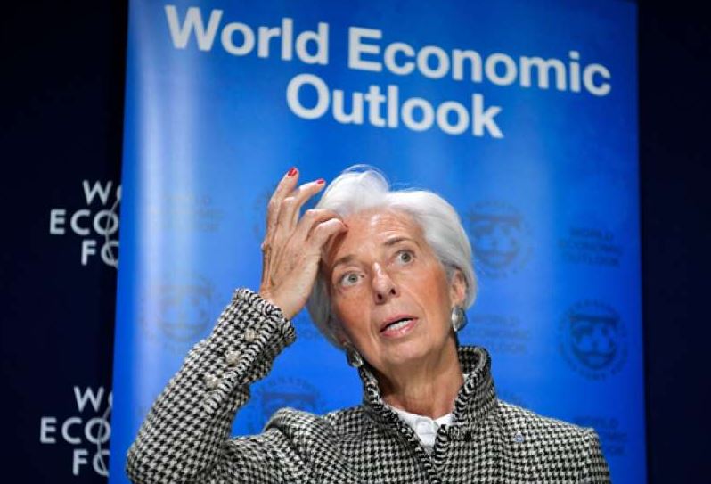 "La expansión global se ha debilitado", indica el informe "Perspectivas Económicas Globales" presentado por la directora gerente del FMI, Christine Lagarde, en el marco del Foro Económico Mundial que se celebra en Davos (Suiza). (Foto Prensa Libre: Hemeroteca)