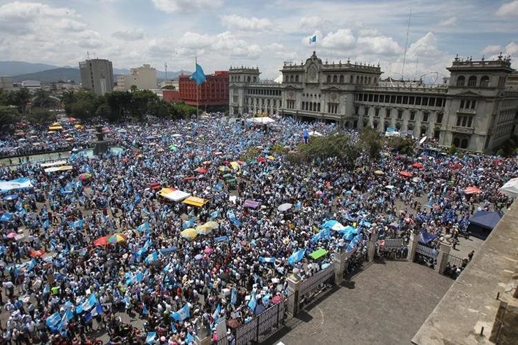 Protestas del 2015 rechazaron la corrupción y la impnidad.  (Foto Prensa Libre: Hemeroteca PL)