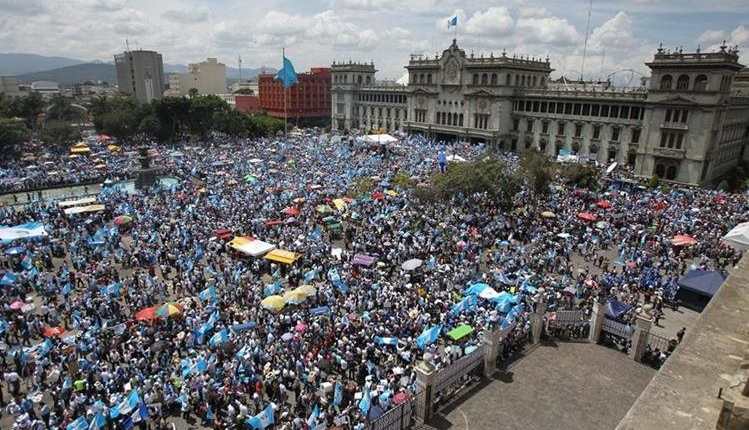 Protestas del 2015 rechazaron la corrupción y la impnidad.  (Foto Prensa Libre: Hemeroteca PL)