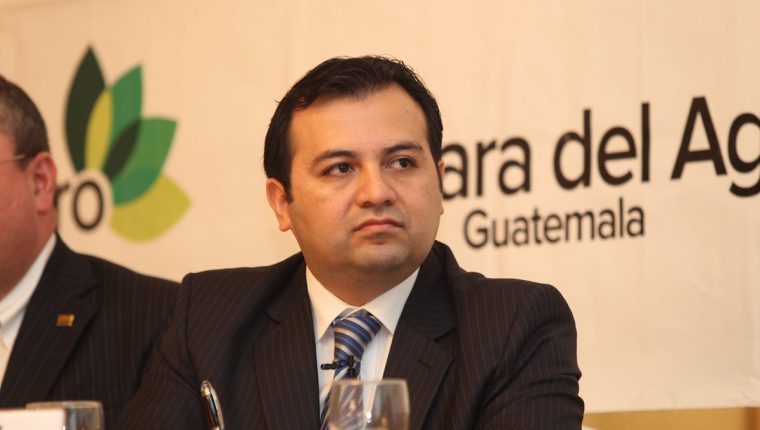 El abogado Stuardo Ralón se especializa en derecho constitucional. (Foto Prensa Libre: Hemeroteca PL)