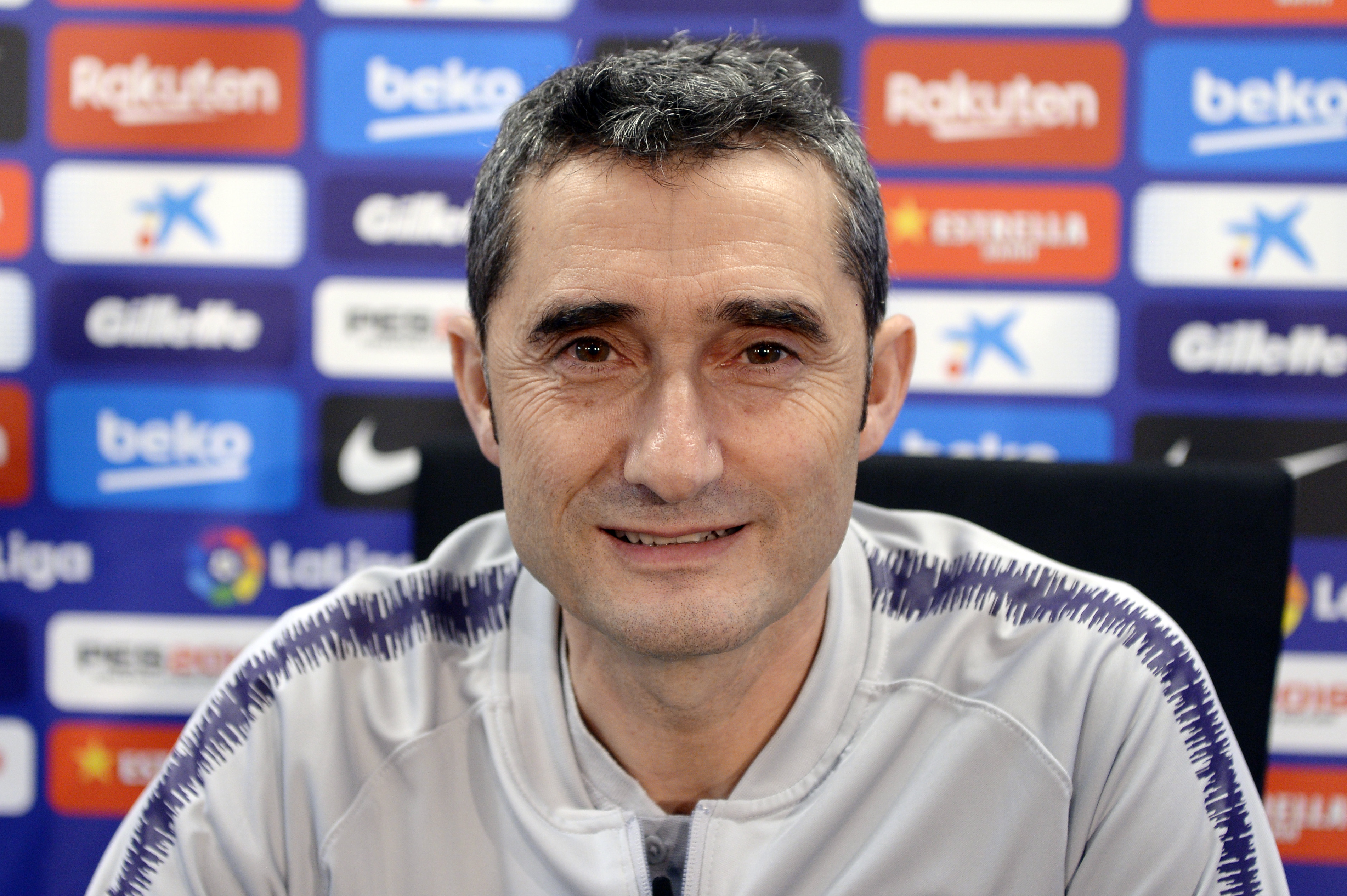 Ernesto Valverde seguirá al mando del FC Barcelona en la temporada 2019-2020. (Foto Prensa Libre: AFP)