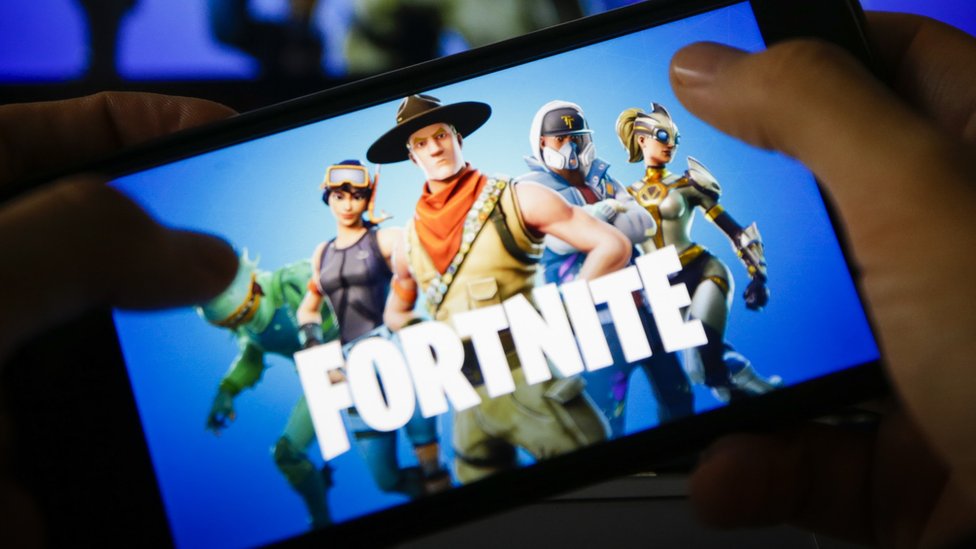 El joven descubrió el problema de FaceTime cuando estaba planeando estrategias de Fortnite con sus amigos. (Foto Prensa Libre: Getty Images)