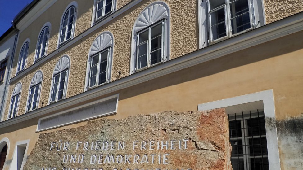 Las autoridades austriacas quieren derribar la casa en la que nació Hitler.
