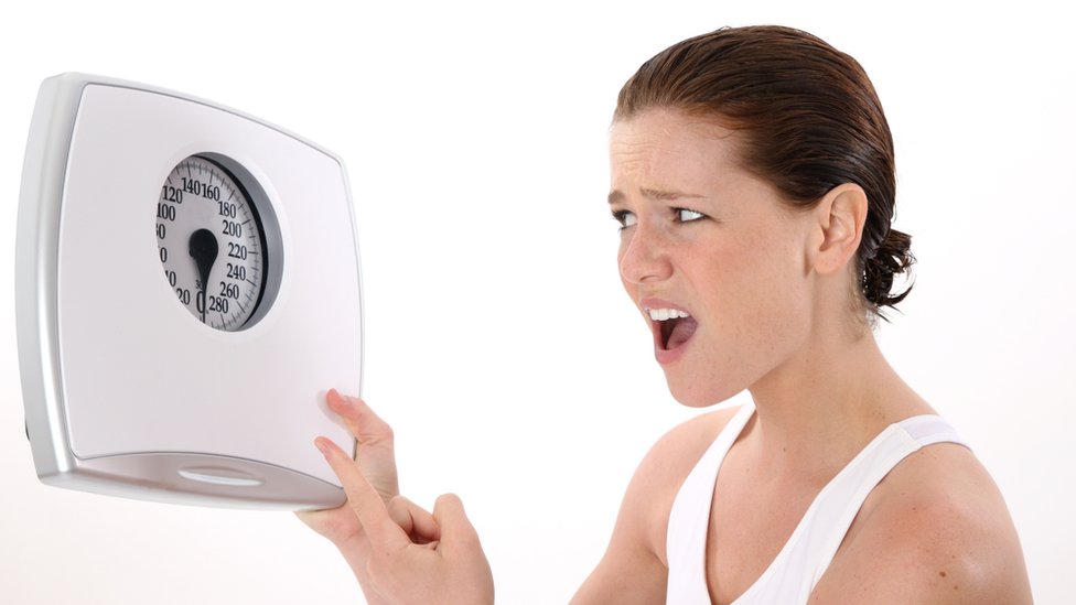 No perder el peso que deseamos cuando estamos a dieta puede resultar frustrante pero, ¿sabes que tu cuerpo no te ayuda?. (Foto Prensa Libre: Getty Images)