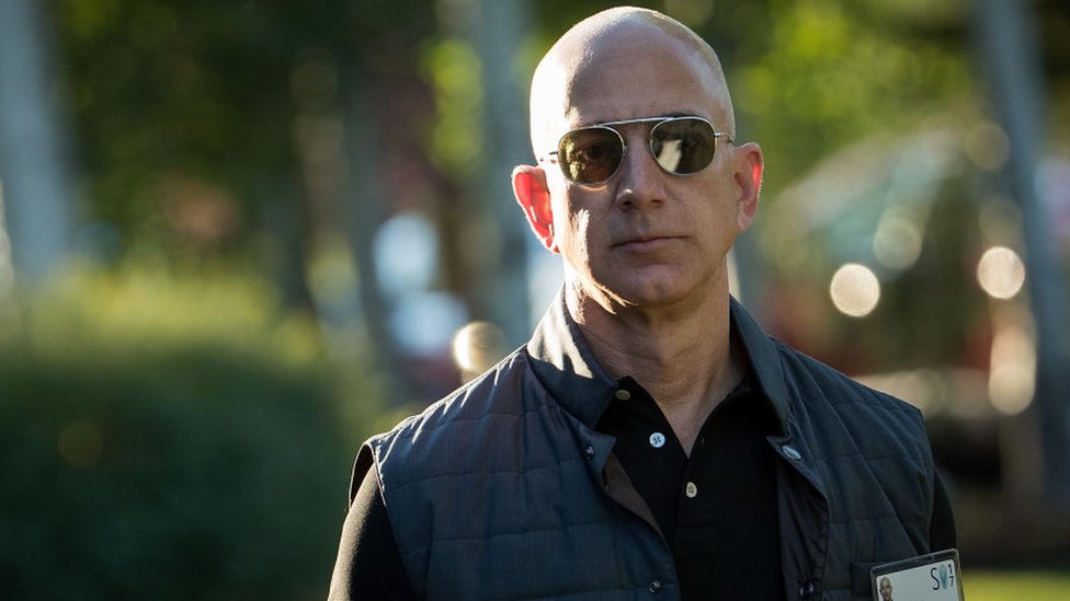 Jeff Bezos es el hombre más rico de Estados Unidos.