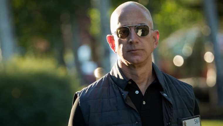 Jeff Bezos es el hombre más rico de Estados Unidos.