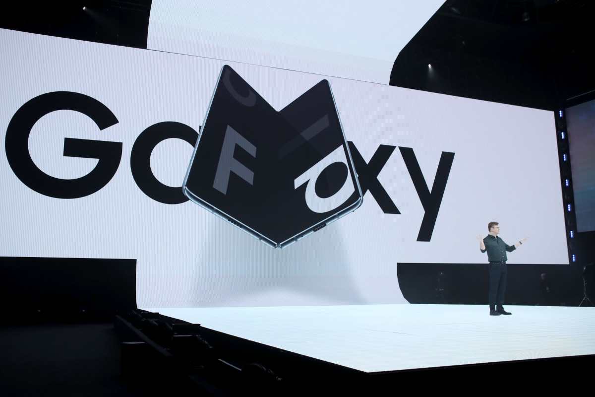Así es el Samsung Galaxy Fold, el dispositivo plegable que busca dar nueva vida a los teléfonos inteligentes
