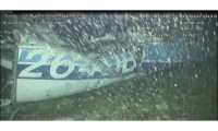 EPA707. CANAL DE LA MANCHA, 04/02/2019.- Imagen que muestra los restos del avión N264DB en el que viajaba el futbolista argentino Emiliano Sala, este lunes en el fondo del Canal de la Mancha. Un vídeo submarino de los escombros del avión privado en el que viajaba Sala, muestra a un "ocupante visible", informó hoy el Departamento de investigación de accidentes aéreos del Reino Unido (AAIB). EFE/ AAIB FOTO CEDIDA? SÓLO USO EDITORIAL? PROHIBIDA SU VENTA