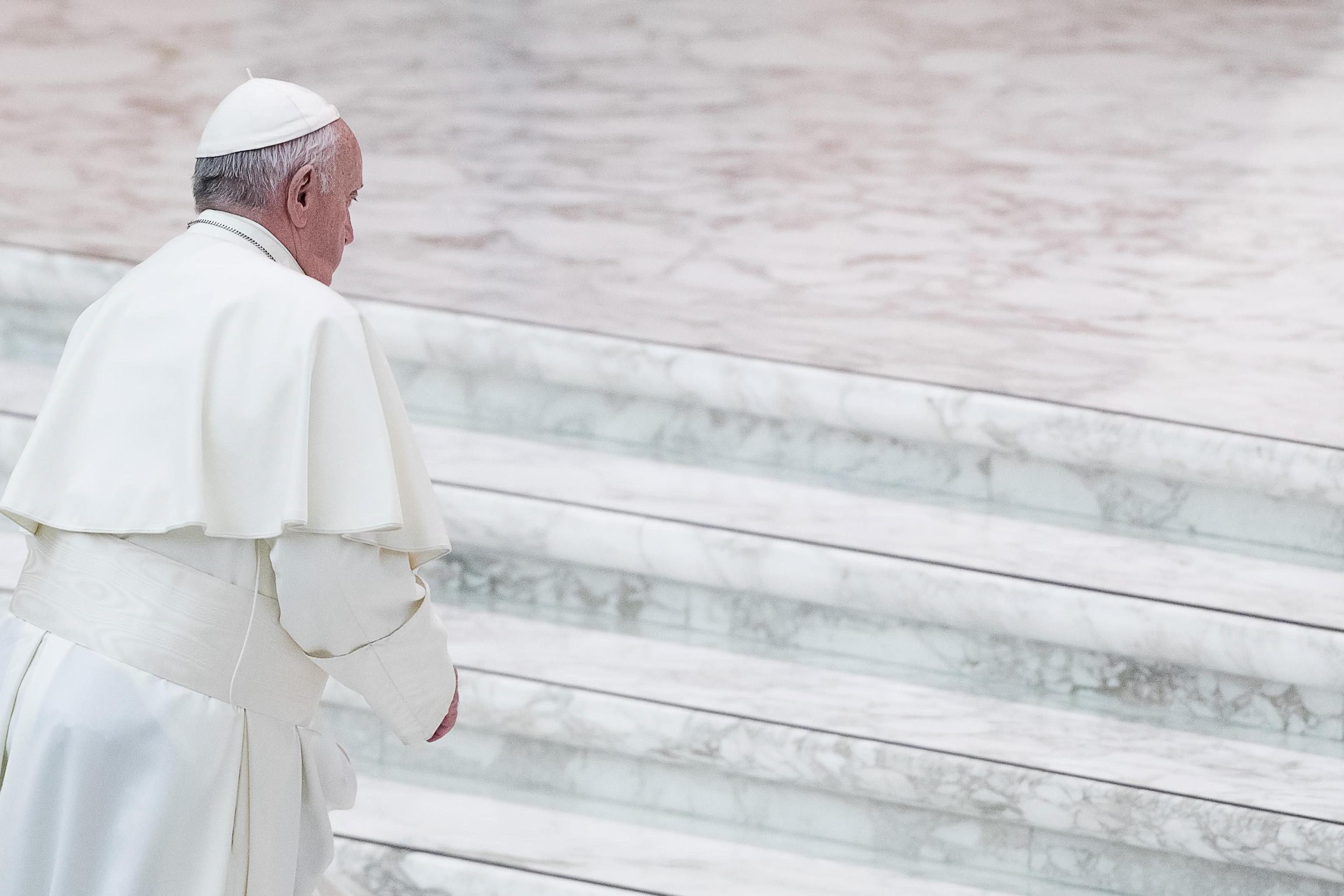 El papa Francisco convocó a al encuentro para la Protección de los Menores dentro de la Iglesia debido a las constantes denuncias sobre abusos sexuales de sacerdotes. (Foto Prensa Libre. EFE)