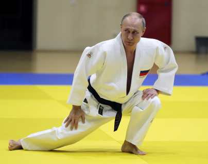 La Federación Internacional de Judo suspendió a Vladimir Putin como su presidente honorario