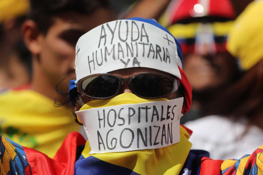 Desde horas de la mañana los venezolanos pedían que se dejara ingresar el contingente con ayuda internacional a Venezuela