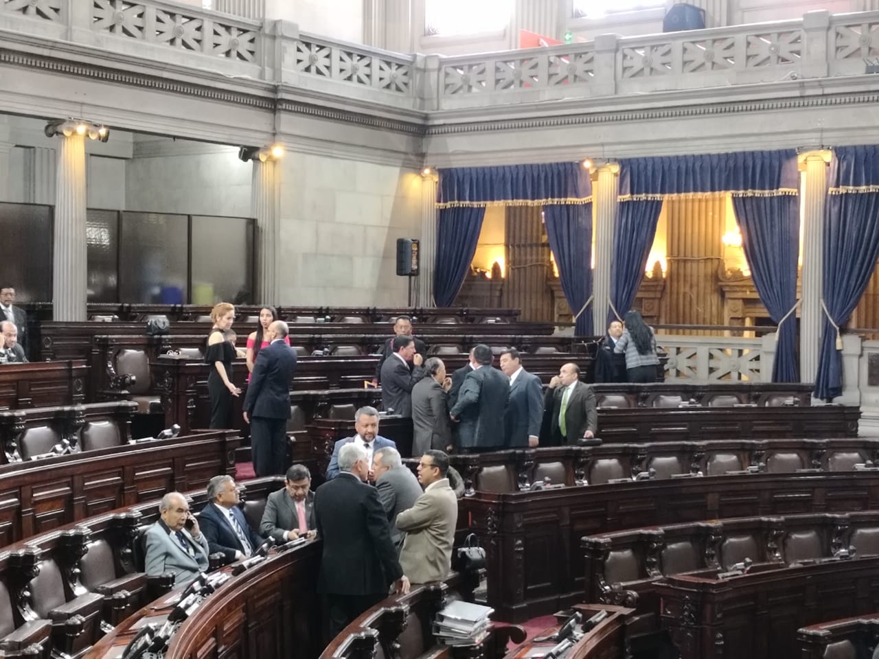 A la sesión plenaria de este miércoles no acudieron la mayoría de diputados y la interpelación al ministro de Desarrollo Social Carlos Velásquez Monge, fue suspendida. (Foto Prensa Libre: Carlos Álvarez)
