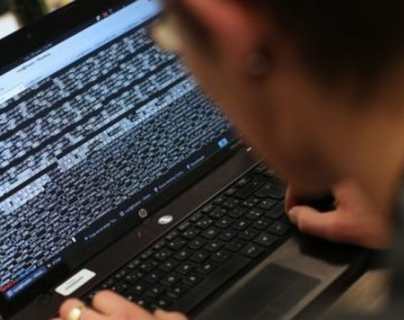Un ataque cibernético sin precedentes afecta al propio internet
