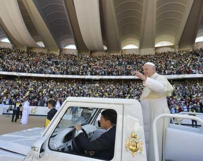 “Hay buena voluntad para poner en marcha procesos de paz”: el papa Francisco concluye histórica visita a región arábiga