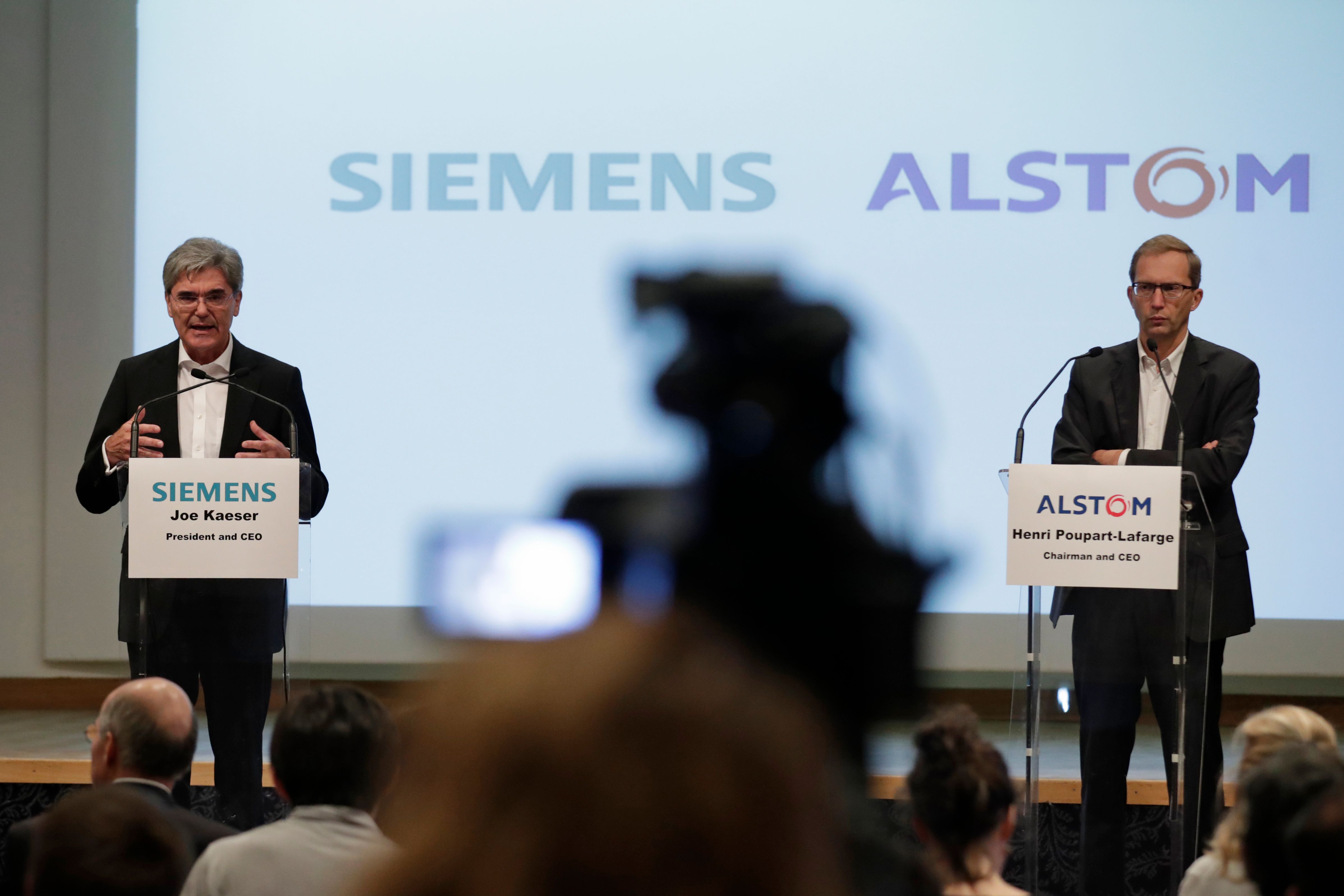 La Comisión Europea rechazó la fusión de la empresa ferroviaria alemana Siemens y de su rival francesa Alstom. (Foto Prensa Libre: AFP)