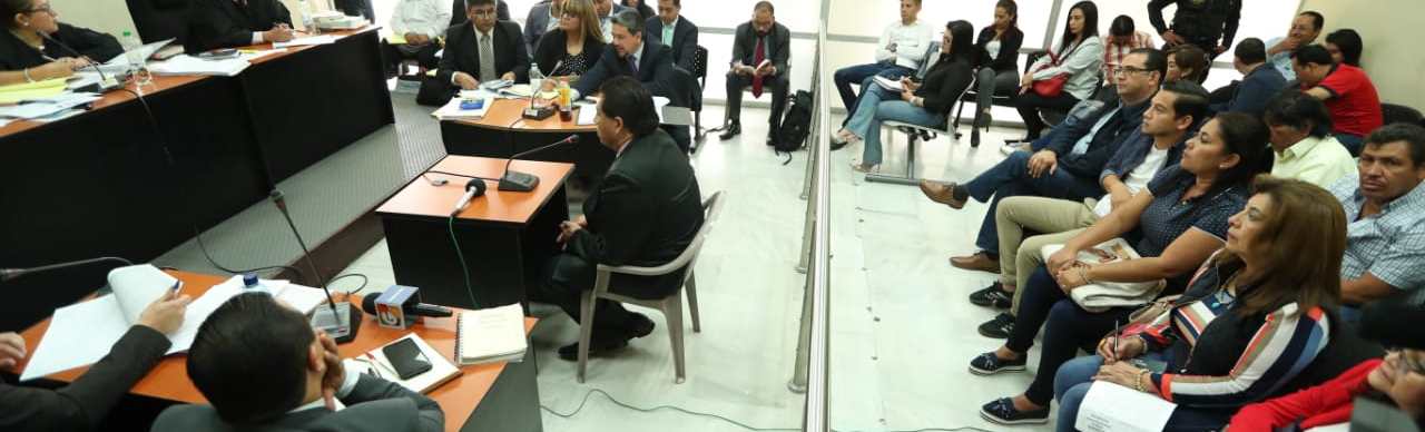 El debate del caso Botín en el Registro de la Propiedad se realizó en el primer nivel de la Torre de Tribunales. (Foto Prensa Libre: Esbin García)
