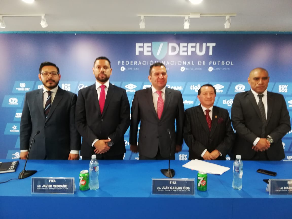 El Comité de Regularización de la Fedefut, encabezada por Juan Carlos Ríos, empiezan el camino para su salida de la Federación. (Foto Prensa Libre: Carlos Vicente)