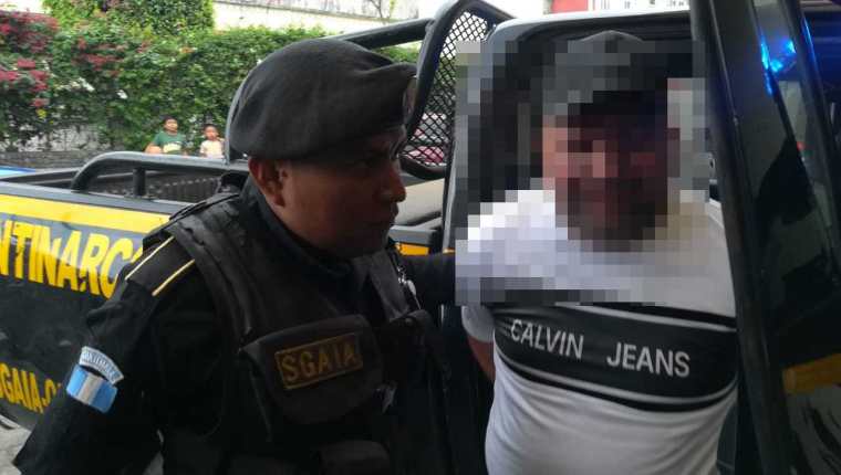 Rony Alexander Ortiz López, alias “el R”, fue capturado este sábado. (Foto Prensa Libre: PNC) 