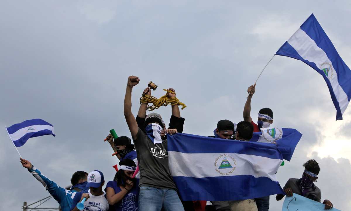 Más de 200 años de cárcel para dos líderes opositores en la atribulada Nicaragua