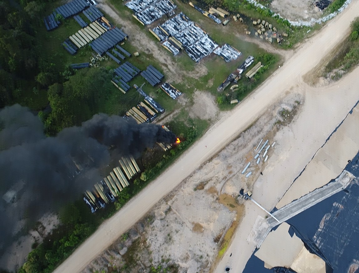Vista aérea de los daños ocasionados en el proyecto hidroeléctrico Pojom 2.(Foto Prensa Libre: Cortesía)