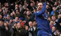 Chelsea's Argentinian striker Gonzalo Higuain celebrates scoring the opening goal during the English Premier League football match between Chelsea and Huddersfield Town at Stamford Bridge in London on February 2, 2019. (Photo by Daniel LEAL-OLIVAS / AFP) / RESTRICTED TO EDITORIAL USE. No use with unauthorized audio, video, data, fixture lists, club/league logos or 'live' services. Online in-match use limited to 120 images. An additional 40 images may be used in extra time. No video emulation. Social media in-match use limited to 120 images. An additional 40 images may be used in extra time. No use in betting publications, games or single club/league/player publications. /