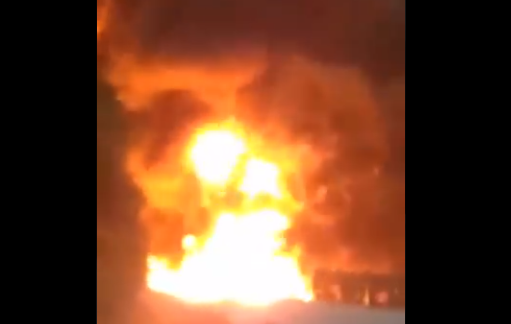 Cisterna con combustible se incendia y quema escuela en Tamahú