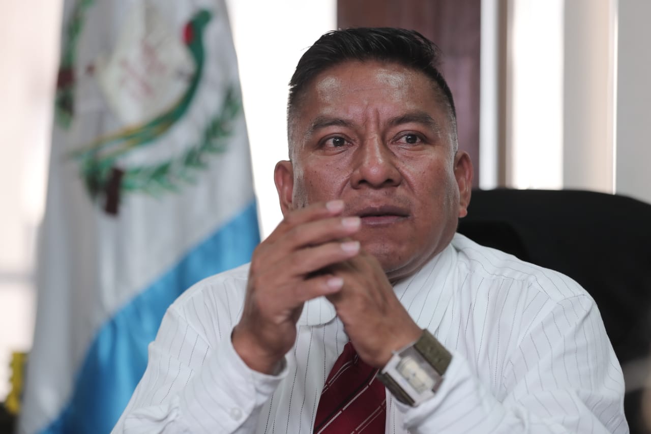 El juez Pablo Xitumul de Paz denunció al jefe de la Fiscalía de Delitos Administrativos y tres auxiliares. (Foto Prensa Libre: Hemeroteca PL)