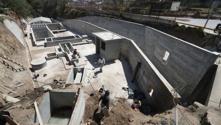La planta de tratamiento para aguas residuales de La Esperanza, Quetzaltenango, tuvo una inversión de Q3 millones. (Foto Prensa Libre: Mynor Toc)