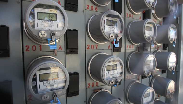 Se estima que para este año el subsidio para cubrir el beneficio a los usuarios de 1 a 100 kilovatios hora al mes (kWh) llegará a Q750.5 millones. (Foto Prensa Libre: Hemeroteca)
