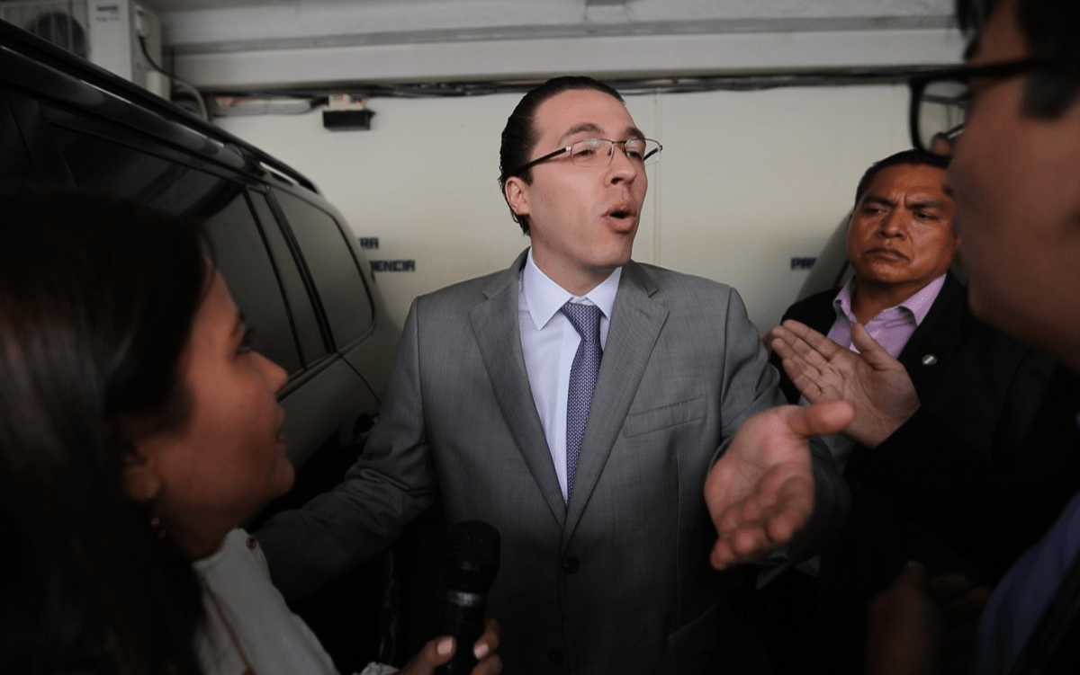 Revés para Felipe Alejos: CSJ debe conocer de nuevo el expediente de retiro de inmunidad