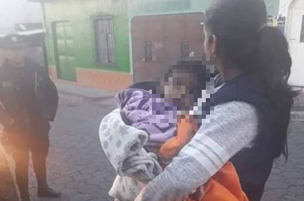 Menor que fue rescatada en San Pedro Yepocapa, Chimaltenango. (Foto Prensa Libre: Cortesía). 
