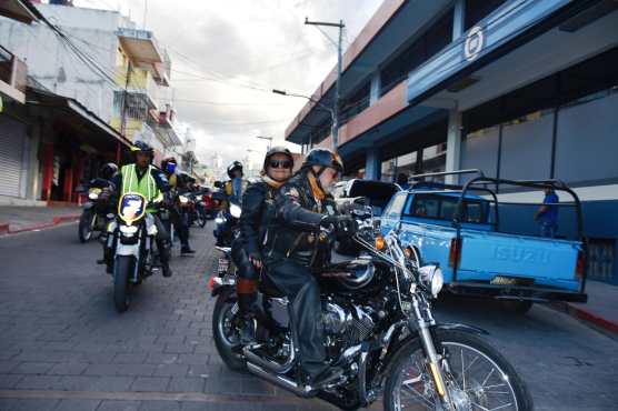 Caravana de motoristas llega a Esquipulas. (Foto Prensa LIbre: Mario Morales)