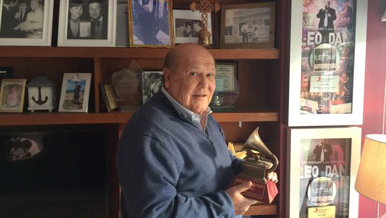 El cantante argentino Leo Dan tienen más de 70 álbumes grabados. (EFE).