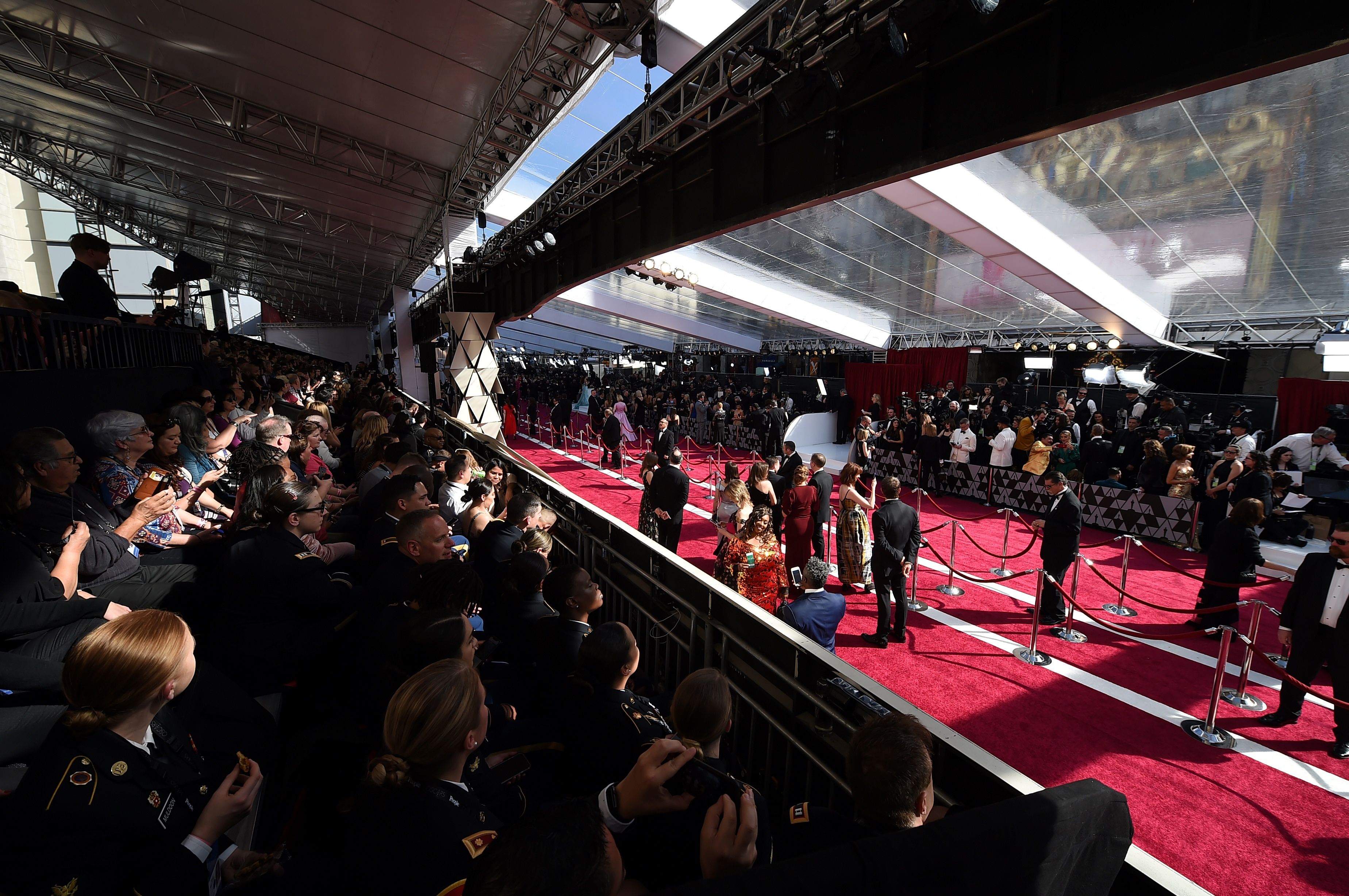 Vista general de la alfombra roja en el Teatro Dolby de Los Ángeles, donde se celebra la 91 edición de los premios Óscar. (Foto Prensa Libre: AFP)