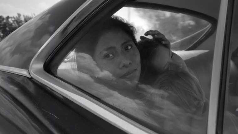 Yalitza Aparicio protagoniza la cinta "Roma", de Alfonso Cuarón. (Foto Prensa Libre: Netflix)