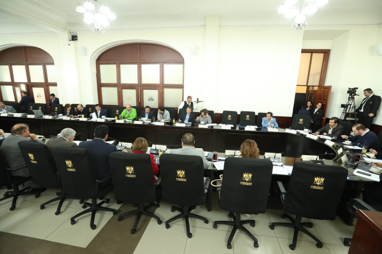 Los jefes de bloques acordaron celebrar tres sesiones plenarias durante esta semana. (Foto Prensa Libre: Esbin García)